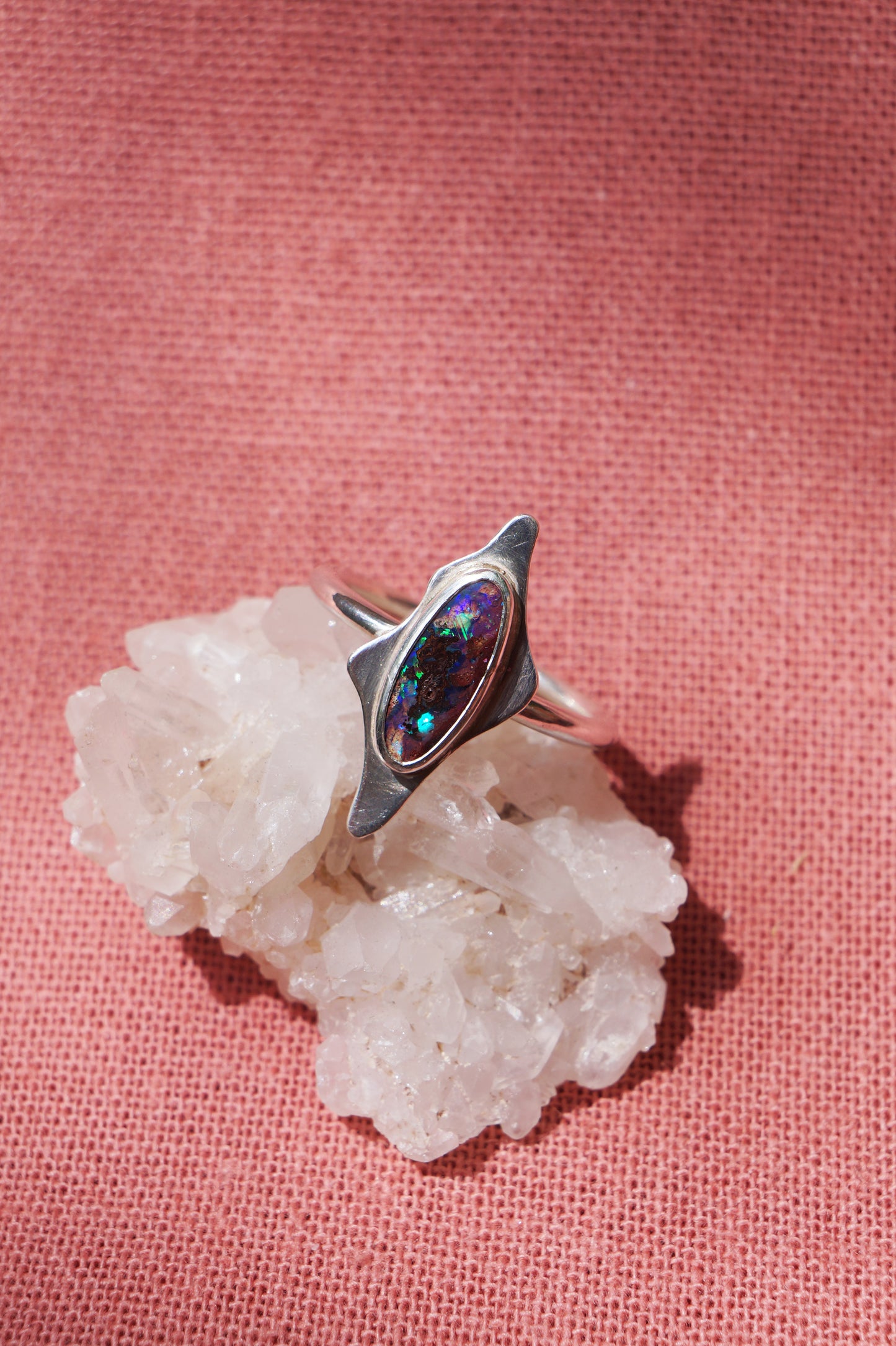 Manta ring Australian Boulder Opal US 9