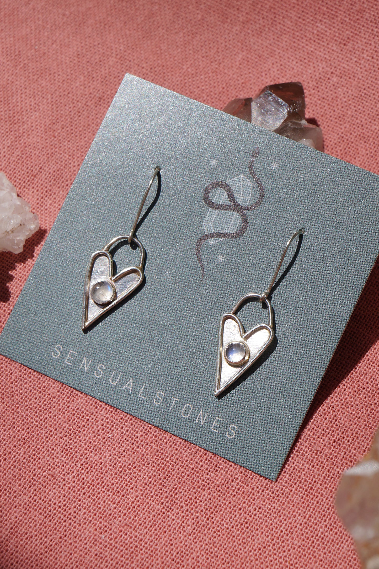 Amor earrings