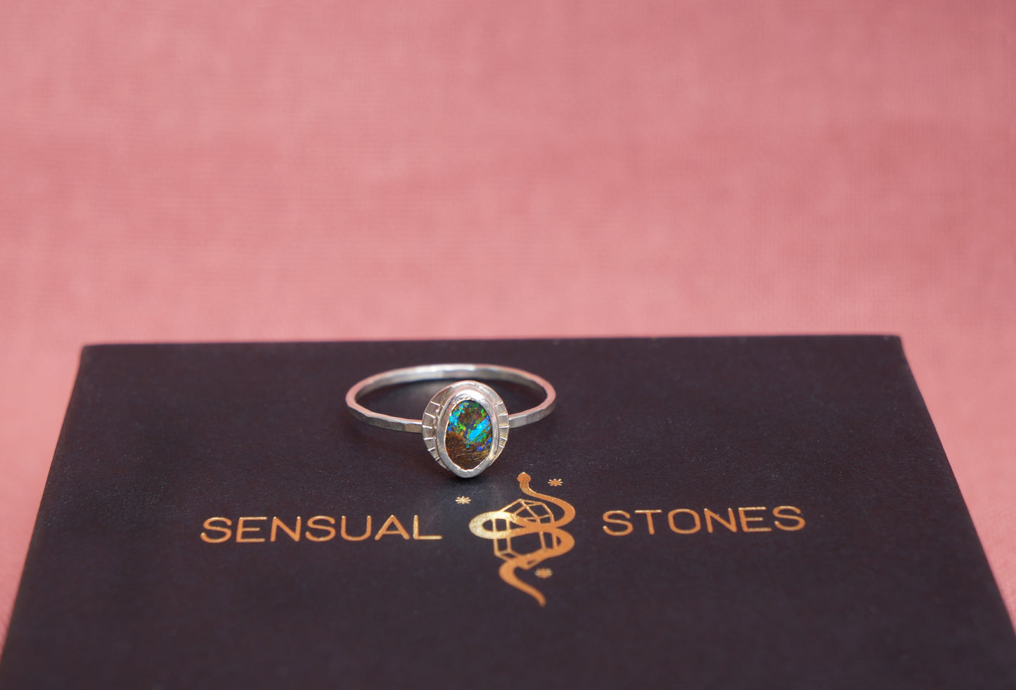 opal Australia ring