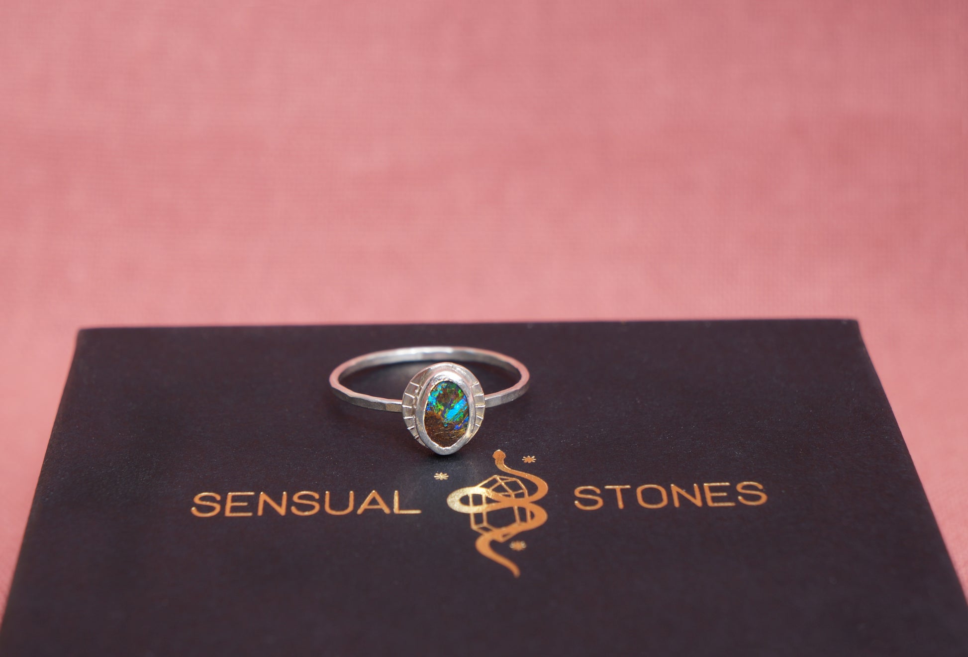 opal Australia ring