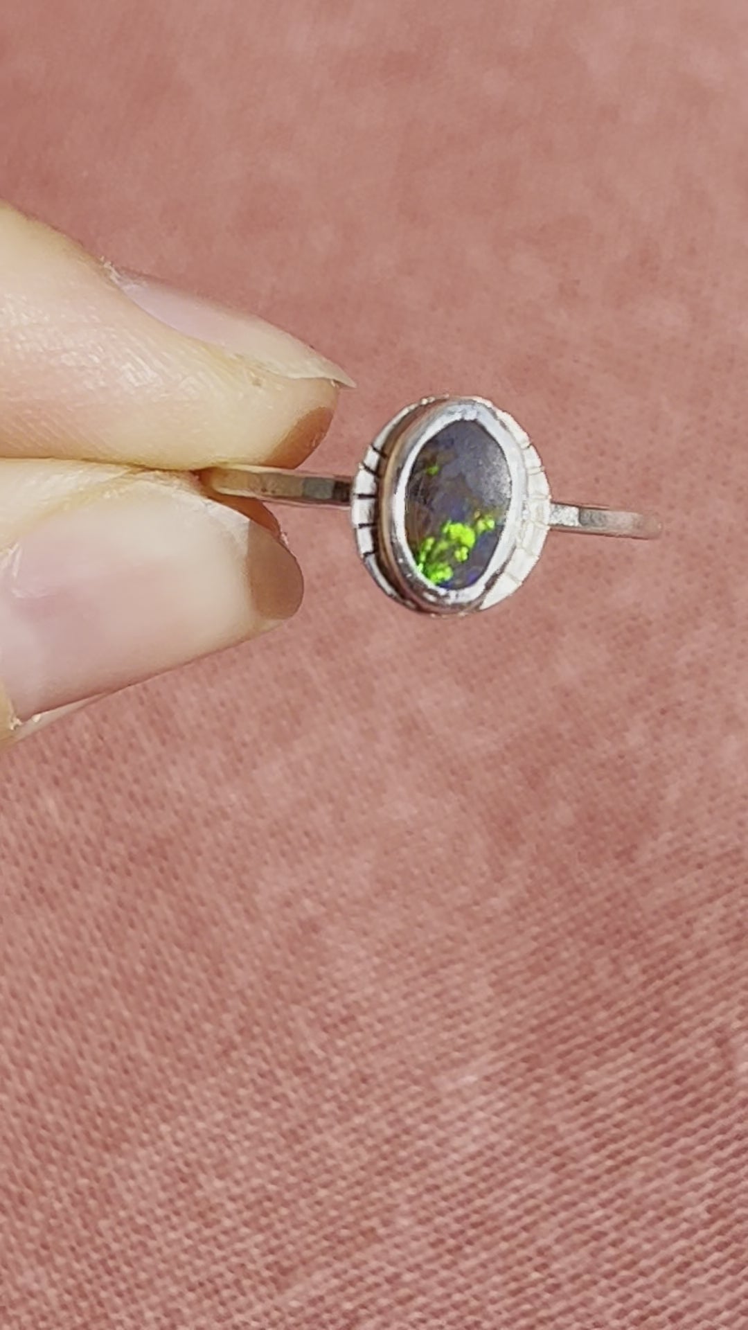 opal Australia ring